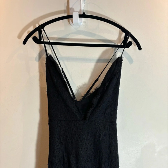 LOVERS + FRIENDS Sz S Reflection Style Lace Overlay Slip Cross Straps Maxi Dress - Picture 3 of 11